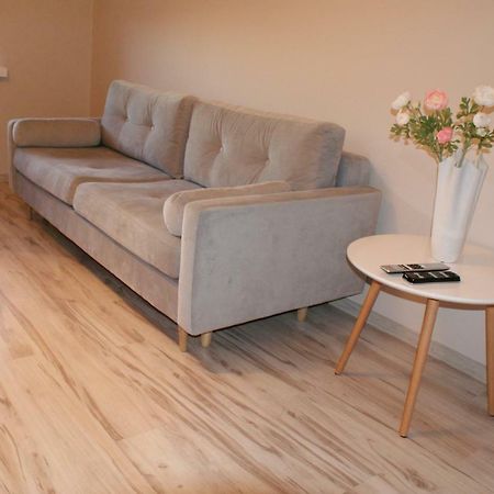 Apartament Grochowska Warszawa Luaran gambar