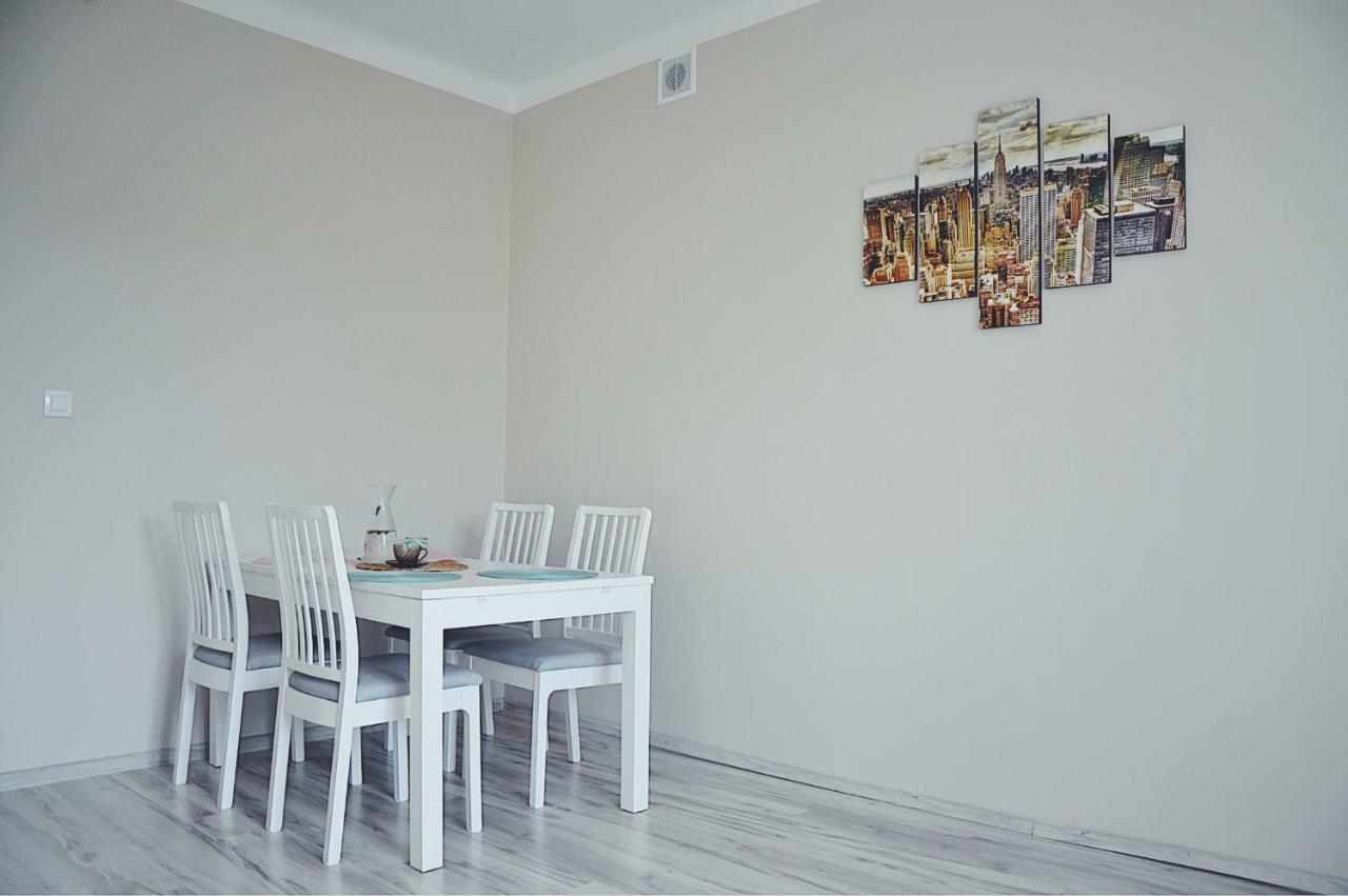 Apartament Grochowska Warszawa Luaran gambar