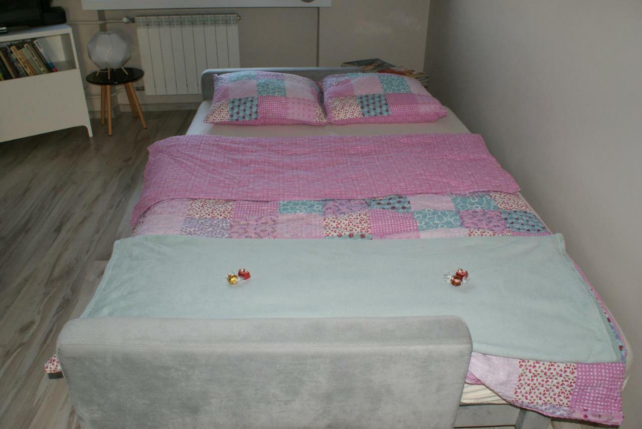 Apartament Grochowska Warszawa Luaran gambar